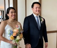 香港百亿富豪结婚，妻子颜值却引热议，梁洛施郭嘉文只能嫉妒不已