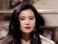 香港第一美女，当年“靓绝五台山”，却被两大佬性侵，猝死家中