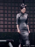 真的是“半老徐娘”风韵犹存，年纪越大越有韵味……