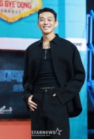 韩媒曝刘亚仁涉嫌吸食其他毒品 在机场出口被搜查