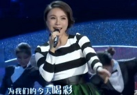 她因耍大牌被央视封杀，曾经7次上春晚，现在街头卖艺无人识！