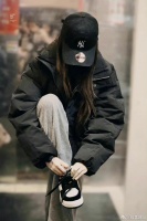 白鹿真有你的哈哈！白鹿真的在演我系鞋带！直接提腿上来ok！