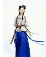 赵丽颖早期穆念慈定妆照曝光，妆造和状态双双在线，好有灵气