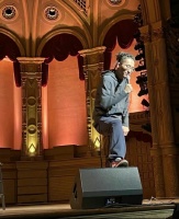 池子北美脱口秀翻车，现场大尺度内容惹争议，嘉宾角角不敢再参加