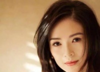 被占过便宜的几位女星，刘亦菲这张令人愤恨，赵丽颖这张忍不了