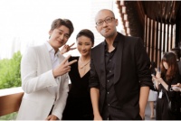 管虎与梁静茹离婚不官宣！小三气急逼宫，男方背手鞠躬先烈被骂惨