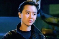 曾经的TVB当家花旦，颜值不输关之琳李嘉欣，48岁依旧单身！