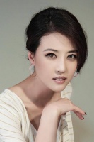 80年代红极一时的香港花旦，为爱牺牲，从不惧单身和衰老