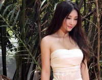 娱乐圈最保守的女星之一柳岩，网友：或许你对保守有所误解