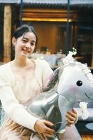 H小生警告前妻？欧阳娜娜骂陈飞宇？王丽坤被封杀？董洁带儿子进组？姨太问答