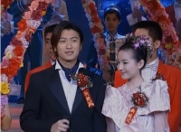 曝谢霆锋与张柏芝疑复合！一家五口同游日本过节，王菲被彻底抛弃