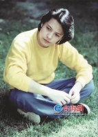 与邓丽君齐名 “永远的白马王子”走了