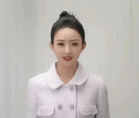 35岁赵丽颖近照大变样！笑容僵硬脸部浮肿，少女感消失疑似整容