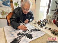 江西南昌“万家绘染布画”传承人：三百年非遗技艺绘东方美学