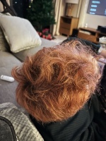 终于架不住要换发色了，但大家说归说，如果认真看的话……