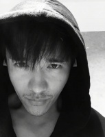 高云翔晒照，粉丝激动叫“老公”，口碑一夜扭转，这是要复出了？