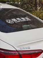 咳咳~偶遇强哥旗下的车