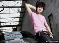 曝李天一顺利出狱！改名李冠丰疑买水军洗白，李双江庆儿出狱被骂