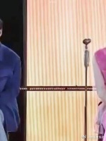 点开视频你会收获两个小可爱（小情侣的专属同步率）