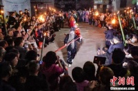 湖南非遗“临武夜故事”开演