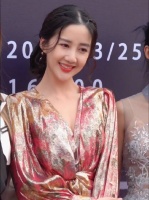 她真的好美啊！希望早日大火