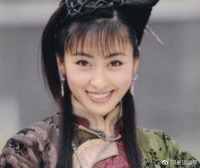 “回族第一美人”曾与大25岁张铁林在一起，今嫁大23岁老公超幸福