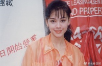 她是富家千金出身，选美季军出道拍风月片成名，隐退20年近况曝光