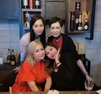 43岁徐子珊近况曝光，深邃五官和笑容撞脸杨茜尧，退圈后生活低调