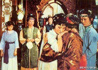 林黛玉进贾府时，贾母为什么先哭后笑？