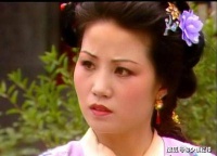 赵姨娘和香菱都是妾，为什么两人的人缘天差地别？