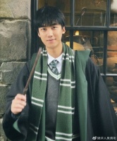 25岁男星突发心梗去世，杨紫被道德绑架，老同学关晓彤保持沉默