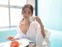 香港知名女星颜值回春！害怕被骂努力减肥，与富商多次被传离婚