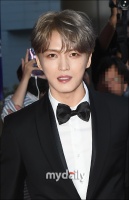 金在中被税务调查追缴款项 经纪公司方面否认逃税