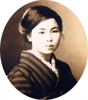 蜜蜂与神灵：金子美铃的童诗奇旅｜孩子与诗②