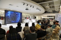 当一家人来到“名人大讲堂”：在苏轼包容的思想中缓解“教育焦虑”
