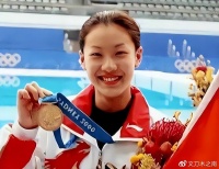 伏明霞婚变传言，富商老公回应！