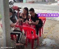 广西男子和女生喝咖啡惹怒妻子，被当场剃头：看你还怎么撩女生？