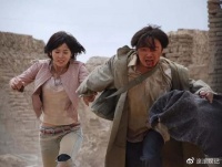 第一眼看到她会觉得丑，之后会觉得身材很好，其实最性感的是嘴唇