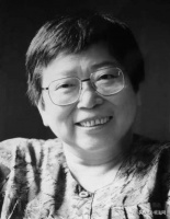 当代女书法家“天花板”，学“二王”可与沈尹默相比，可惜没名气