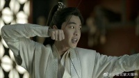 庆帝弓箭无人敢碰，范闲竟可随意把玩，一旁太监被吓坏！