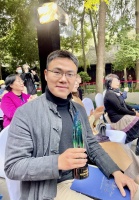 青年诗人伯竑桥：今后我们或许需要更多真实的“连接感”｜封面会客厅