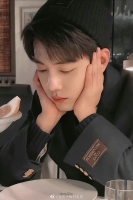 网传22日 微博之夜官宣名单：……