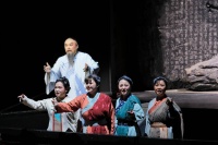 获得“文华大奖”后，川剧《草鞋县令》进京感恩演出