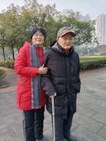 夜雨丨袁珍琴：“三八妇女节”散记