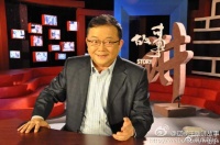 他曾娶过3任妻子，因喝酒不慎负了妻子，如今60岁终喜得贵子