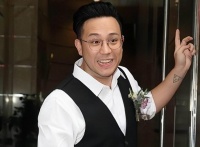 香港知名男星陷经济困难，欠债不还被疯狂追债，与妻子多次传离婚