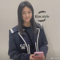 王诗龄变回黑长直 新造型清纯甜美少女感爆棚