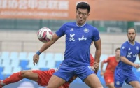 记者：李松益和冯伯元加盟河南嵩山龙门