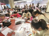“我的绘画作品在浙江图书馆展出啦”