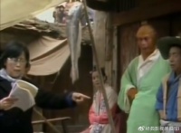 西游记：师徒四人在第一集都出镜了，你能在群演里找出他们吗